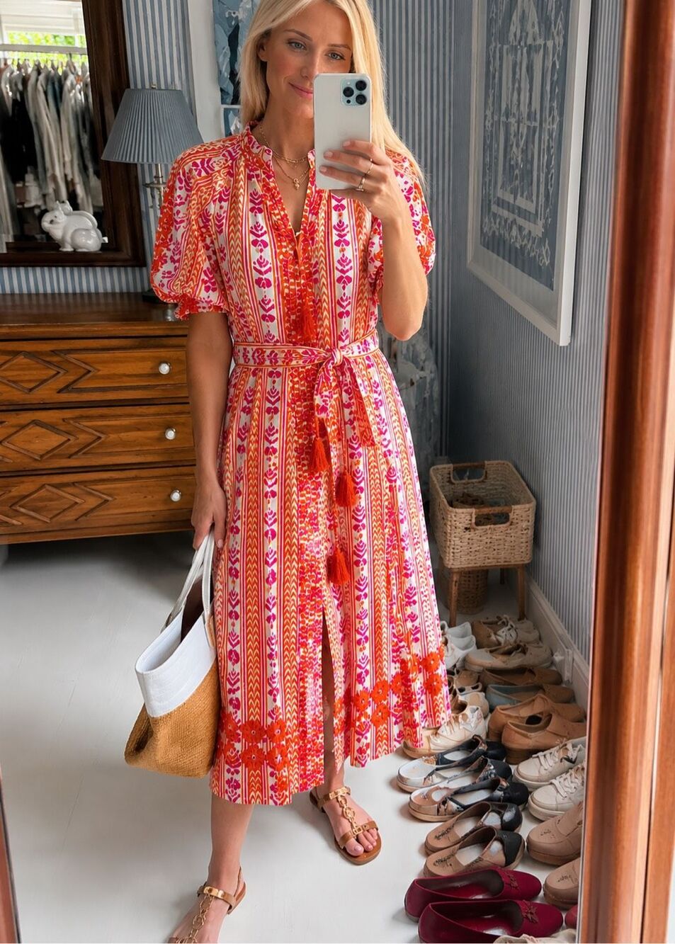 NWT Julia Amory Short Sleeve Coatue Caftan Embroidered Midi Dress, Sm $298